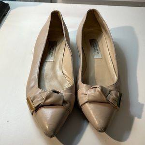 Saks Fifth Avenue Made in Italy Beige Nude Blush Leather Flats - Size 7.5